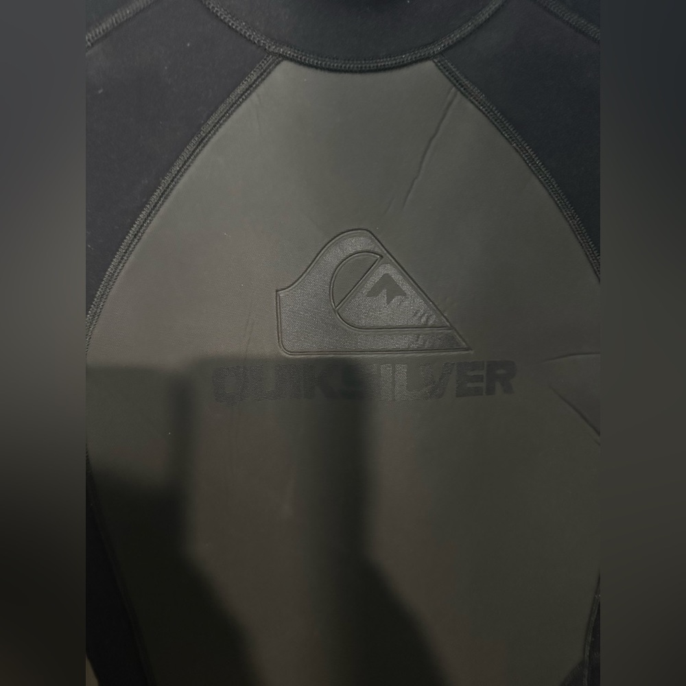 Quicksilver wetsuit. Used